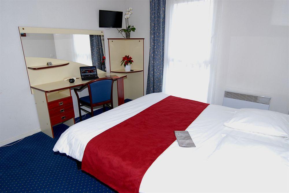 Cerise Lannion Aparthotel Exterior foto