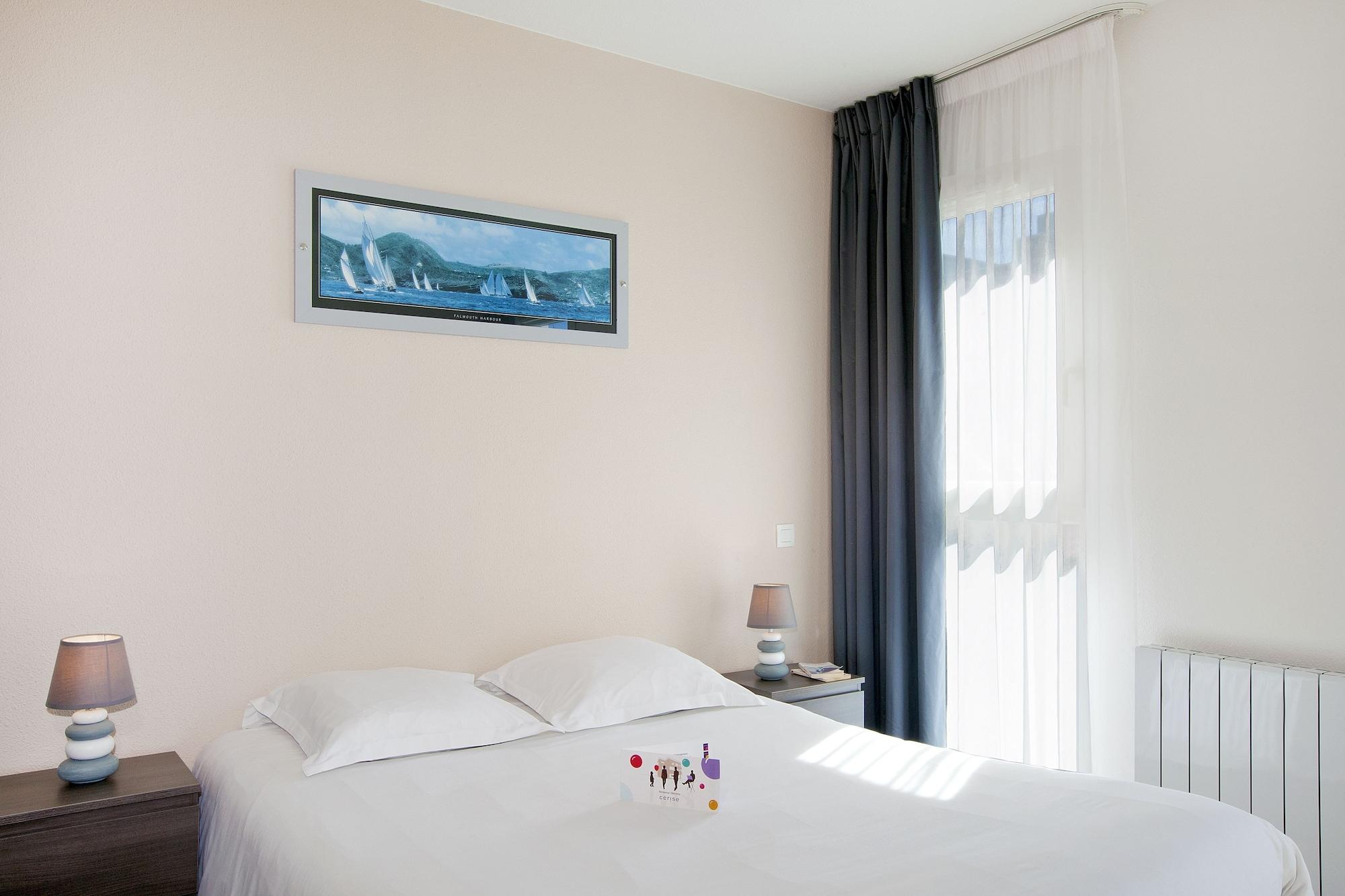 Cerise Lannion Aparthotel Exterior foto